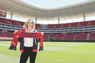 El duro reto de Nelly Simón en las Chivas Femenil