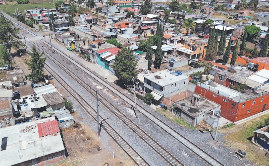 Temen perder su casa por obras del tren a Querétaro. Foto: Arturo Contreras/ EL UNIVERSAL