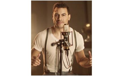 Carlos Rivera le hace frente al coronavirus con siete "joyas musicales"