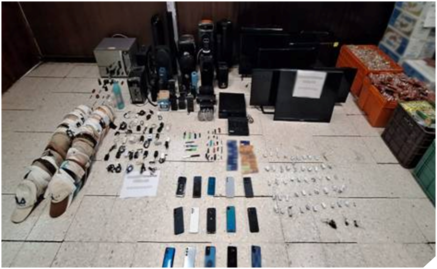 Aseguran droga, celulares, pantallas y bocinas en el Reclusorio Sur; elementos de la Marina participan en la inspección