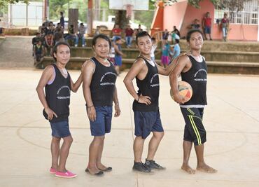 Súper Sexys imponen respeto a la diversidad en Guerrero