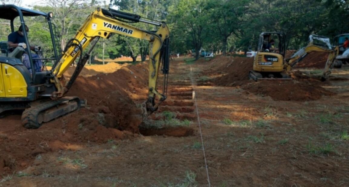 Manaos, en Brasil, donde depositan los ataúdes en fosas comunes por el Covid-19