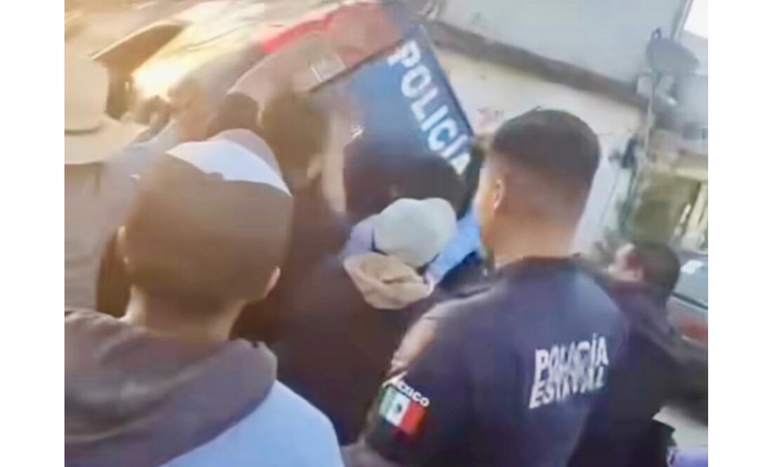 Habitantes de los municipios de Acaxochitlán y Actopan, Hidalgo intentaron linchar a presuntos delincuentes tras acusarlos de robo e intentar secuestrar a un menor (29/01/2025). Foto: Especial