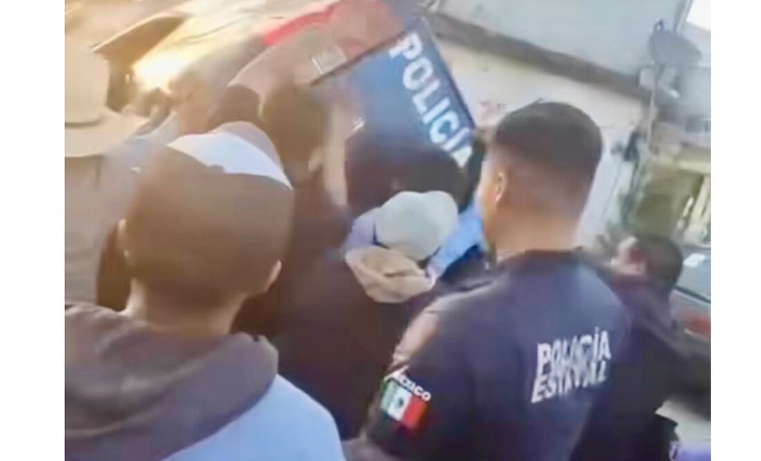 Habitantes de los municipios de Acaxochitlán y Actopan, Hidalgo intentaron linchar a presuntos delincuentes tras acusarlos de robo e intentar secuestrar a un menor (29/01/2025). Foto: Especial