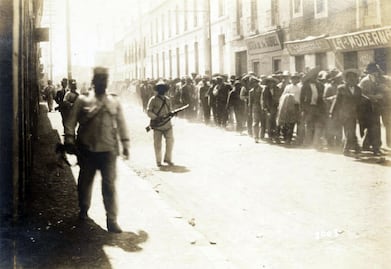Cuando los presos caminaban por las calles del Centro