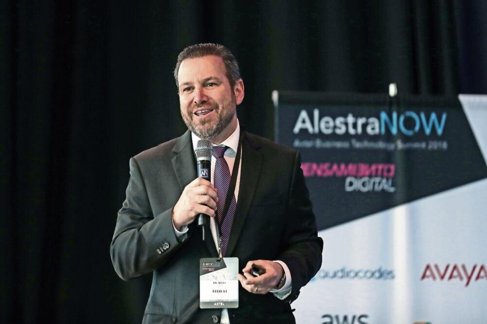 Ricardo Hinojosa mencionó que el mundo va a otra velocidad y no le afectan las elecciones que habrá en julio próximo en el país (ALEJANDRO ACOSTA. EL UNIVERSAL)