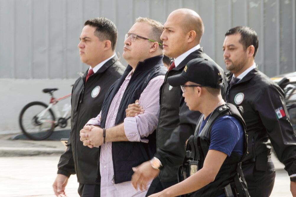 El caso que la PGR tiene contra el ex gobernador de Veracruz Javier Duarte está basado en su mayoría en el testimonio de Alfonso Ortega López (ARCHIVO EL UNIVERSAL)