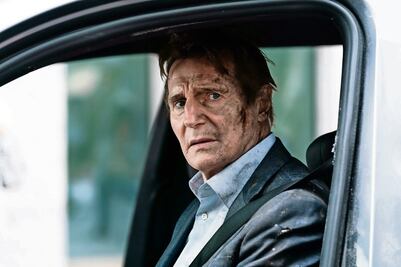 Liam Neeson se deja ver vulnerable