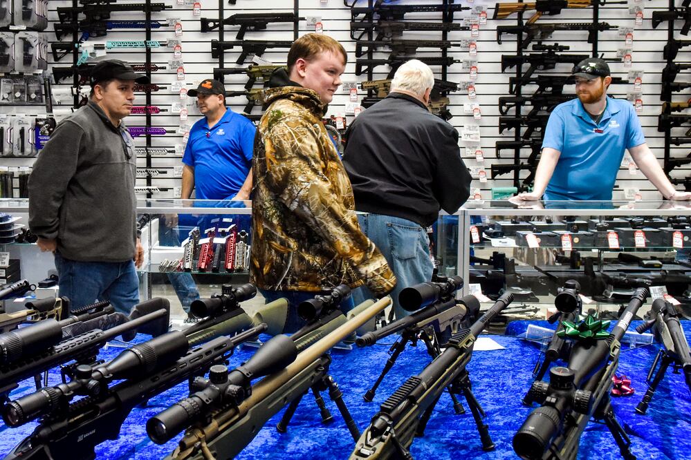 Black Friday, hasta en armas. Foto: AP