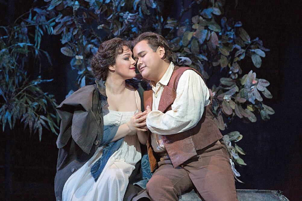 Camarena es el primer tenor en la historia de los últimos 70 años del MET en bisar en dos producciones seguidas (THE METROPOLITAN OPERA)