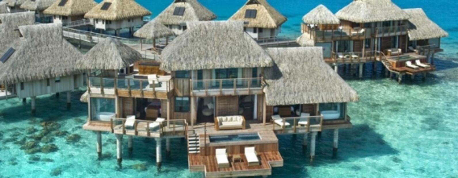 Hoteles sobre el mar, en México y en otros lugares más