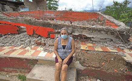 A un mes del sismo: En Acapulco viven entre ruinas y sin apoyos