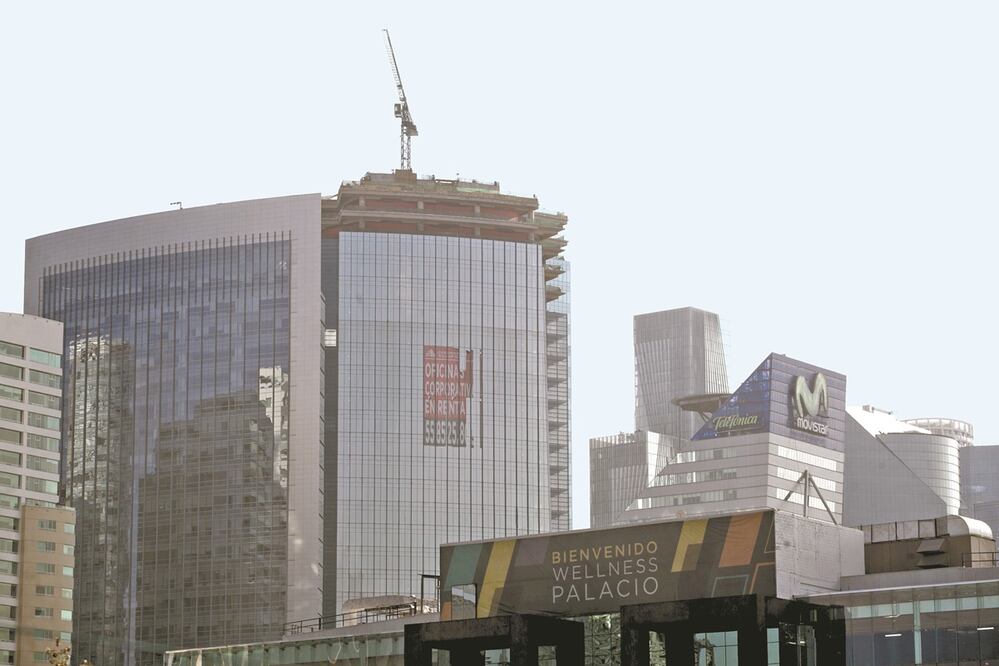 Demanda. La CDMX posee 80% del inventario de oficinas en el país; en el segundo trimestre quedaron disponibles un millón 717 mil 82 metros cuadrados. Foto: ARCHIVO EL UNIVERSAL