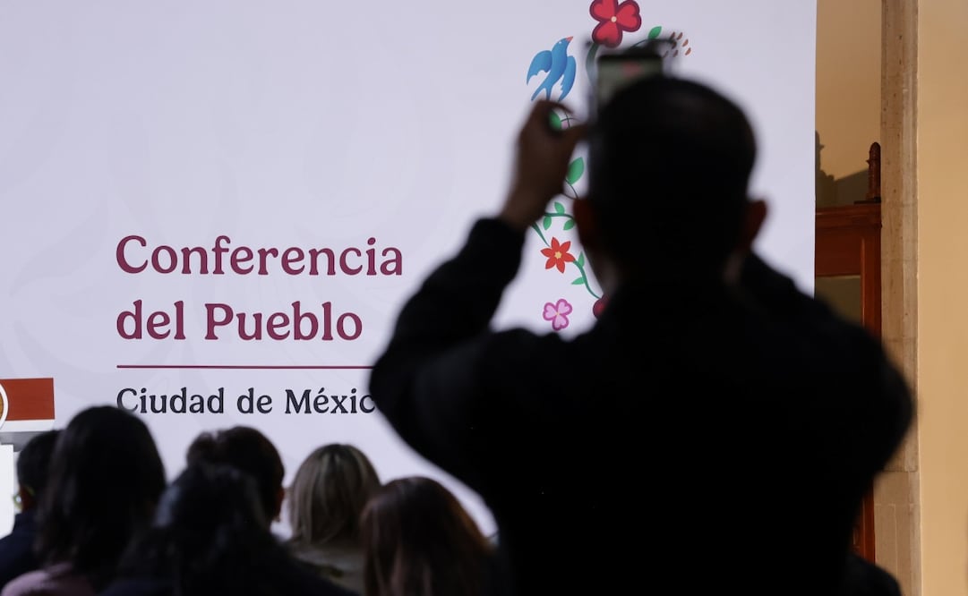 Conferencia del pueblo encabezada por la presidenta de México, Claudia Sheinbaum Pardo,en el salón de tesorería de Palacio Nacional. Foto: Archivo El Universal