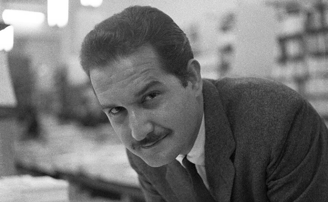 Carlos Fuentes retratado por Ricardo Salazar. Foto: IISUE/AHUNAM/Colección Ricardo Salazar Ahumada/RSA-02905