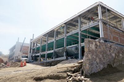 Destina GDF 70 mdp para ampliación de preparatoria