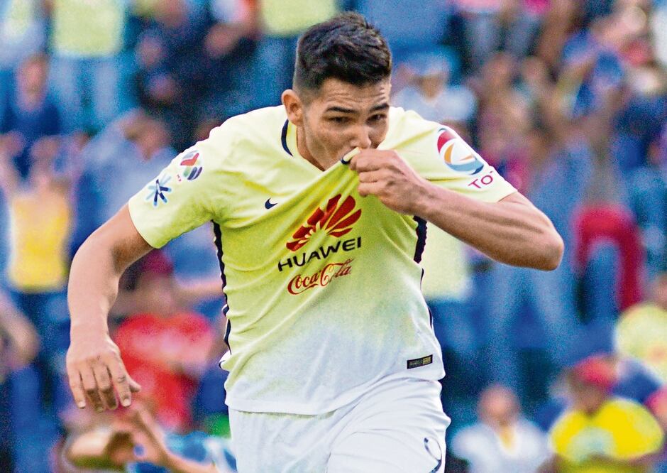 Silvio Romero dio el triunfo en tiempo de compensación; antes hizo otro (DIEGO FLORES. IMAGO7)