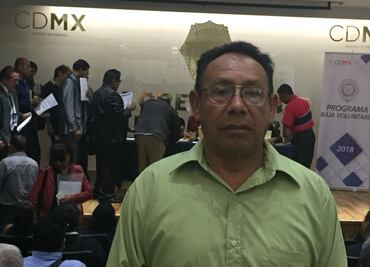 Walverto fue policía de Tránsito por 30 años; se jubila para ir a la escuela