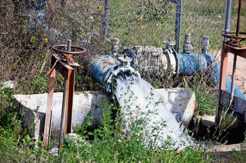 La Corte también aplazó la resolución de amparos contra la reformas a concesiones de agua. Foto: EL UNIVERSAL