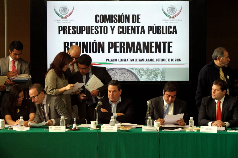 Con 30 votos a favor, cuatro en contra y cinco abstenciones, la Comisión de Presupuesto y Cuenta Pública de la Cámara de Diputados aprobó cambios a la Ley Federal de Presupuesto y Responsabilidad Hacendaria (CARLOS MEJÍA. EL UNIVERSAL)