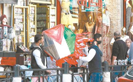 Príncipe jordano se alinea; promete lealtad