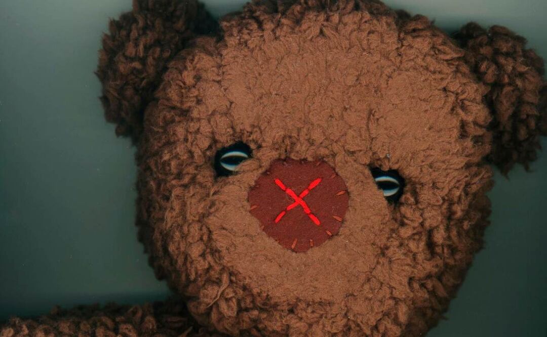 Por qué los ositos de peluche y los crucigramas fueron vistos como un peligro para la sociedad en el siglo XX