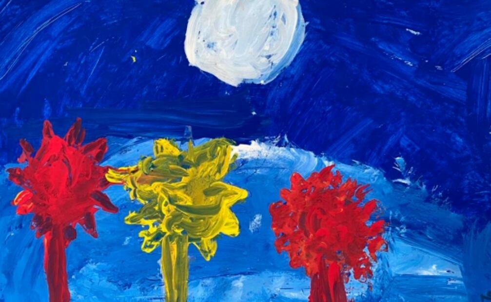 Con tan solo 4 años, Julieta realizó una exposición de pinturas