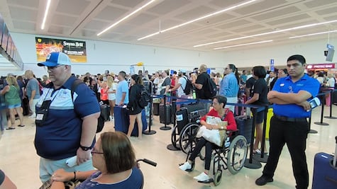 Cancelaciones y demoras de vuelos hacia Cancún por Helene