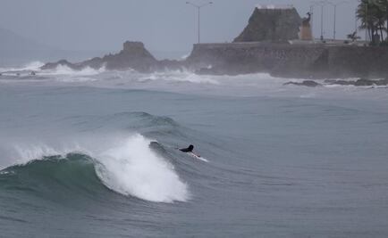 Extreman precauciones en Los Cabos por tormenta "Javier"