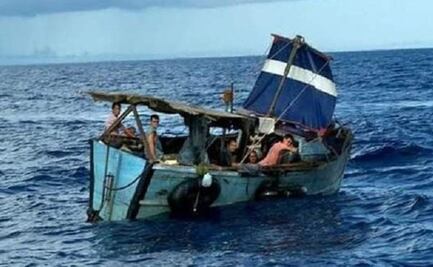Rescatan en alta mar a 19 balseros cubanos en Yucatán