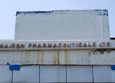 Indonesia suspende ventas de jarabes tras la muerte de casi 100 niños