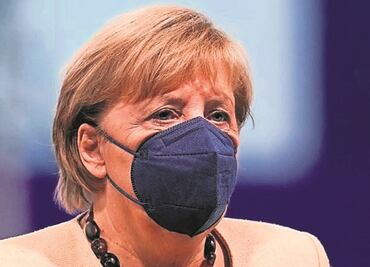 Angela Merkel reaparece y defiende decisión de bloquear entrada de Ucrania en la OTAN