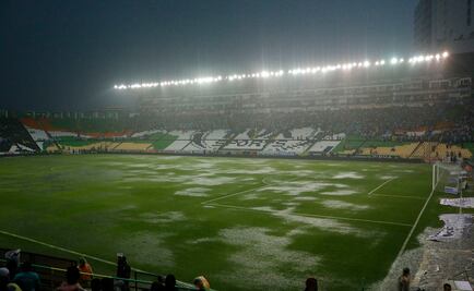 Suspenden momentáneamente el León-Necaxa por lluvia