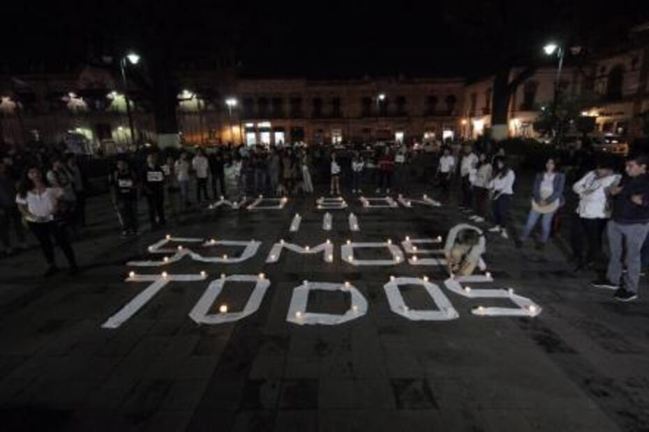 “¡Cine sí, muerte no!”, protestan por muerte de jóvenes en Jalisco