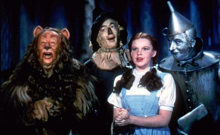 Subastarán vestido de Dorothy de "El mago de Oz"
