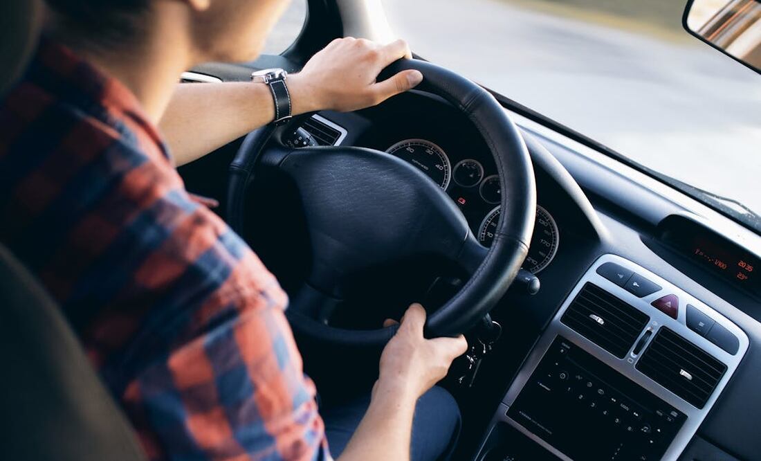 Conoce qué vehículos no puedes conducir en el Edomex. Foto: Pexels