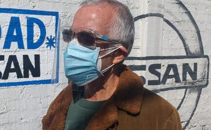 "Me siento satisfecho", dice Don Javier tras vacunarse contra Covid-19 en CDMX