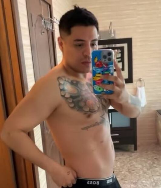 Eduin Caz, de Grupo Firme, presumió en sus redes su nueva figura.