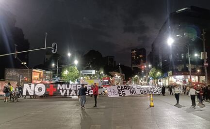 Colectivos ciclistas bloquean Avenida Insurgentes, a la altura de la colonia Roma Norte; exigen renuncia del secretario de Movilidad
