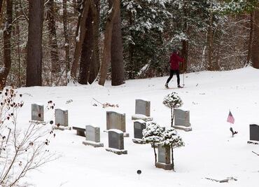 Hombre paga deudas de servicios de 36 familias en Florida