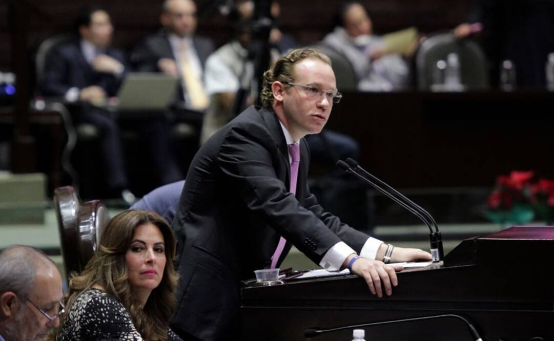 El diputado Santiago Taboada, presidente de la Comisión de Cultura de la Cámara de Diputados sentó las bases para la discusión. (FOTO: Carlos Mejía / EL UNIVERSAL)