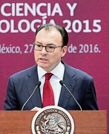 Autoridades muestran arsenal