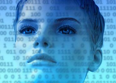 Mia Ash, la mujer más sensual y peligrosa de la red