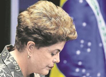 Dilma Rousseff se muda de Brasilia tras destitución
