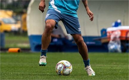 Jugador es notificado que tiene Covid-19, al medio tiempo de un partido