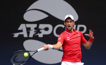 Novak Djokovic logra aplazar su expulsión de Australia 