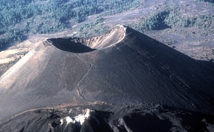 El Paricutín, único volcán del siglo XX "con acta de nacimiento"