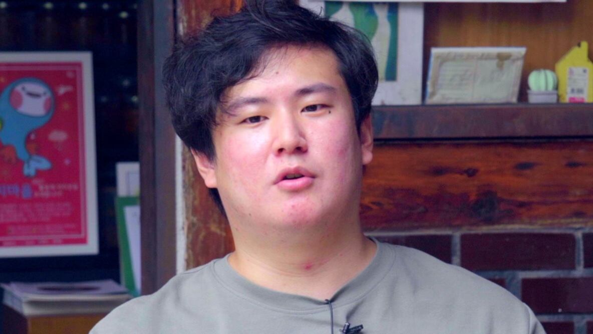 El creciente número de jóvenes surcoreanos que no salen de sus cuartos (algunos ni para ir al baño)