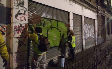 Retiran grafitis de nueve calles en el Centro Histórico