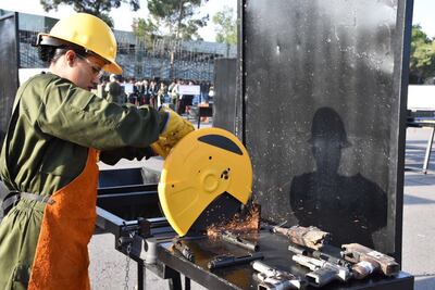 ​Destruye Sedena más de 20 mil armas decomisadas a la delincuencia